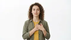 Psykologian mukaan ihmiset, jotka ovat aina ystävällisiä kaikille, kätkevät usein syvää henkistä uupumusta, jota vain harvat huomaavat.