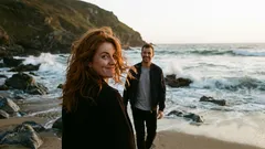 Näin kehonkieli ja hymy tekevät sinusta helpommin lähestyttävän arjessa